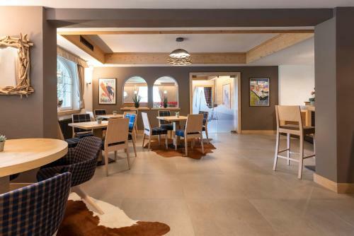 X Alp Hotel