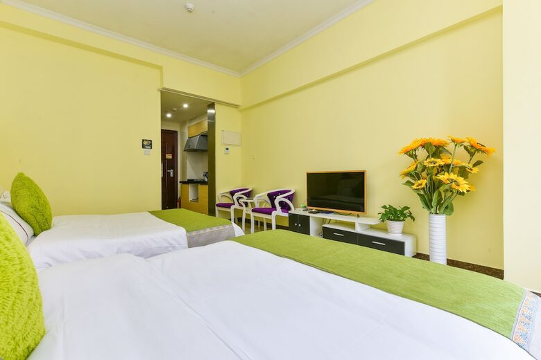 Guangzhou Yijia International Apartment
