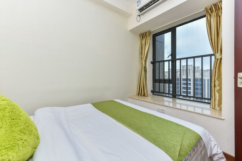 Guangzhou Yijia International Apartment