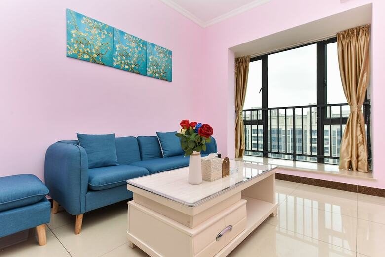 Guangzhou Yijia International Apartment