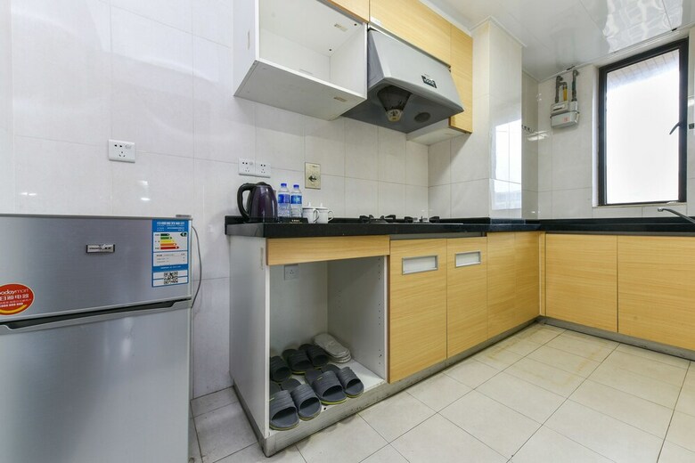 Guangzhou Yijia International Apartment