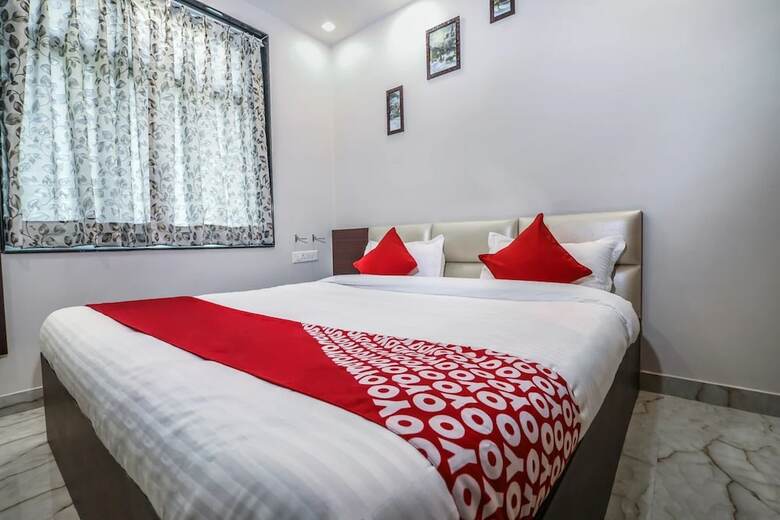 Hotel Pooja Residency