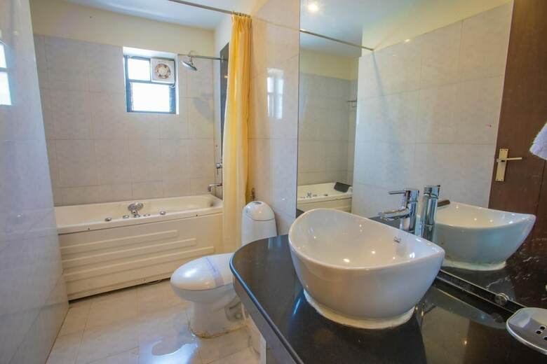 Hotel Nitya Resort