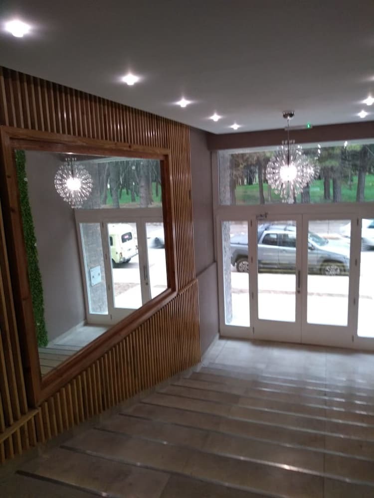 Apartamentos Casa Del Parque Pileta Climatizada