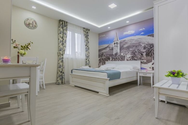 Villa Rita Apartments