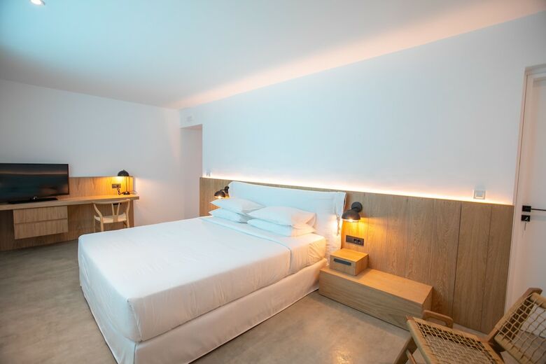 Hotel Melidonia Suites