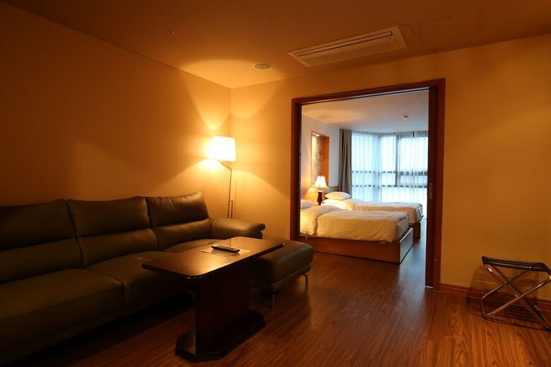 Sunset Business Hotel