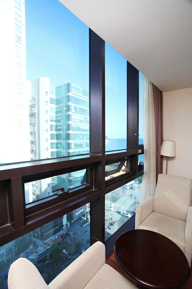 Sunset Business Hotel