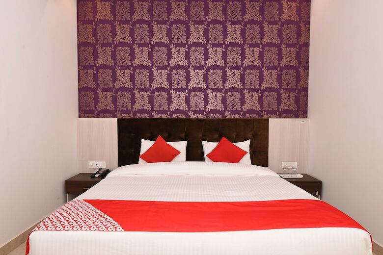 Hotel S B Excellency