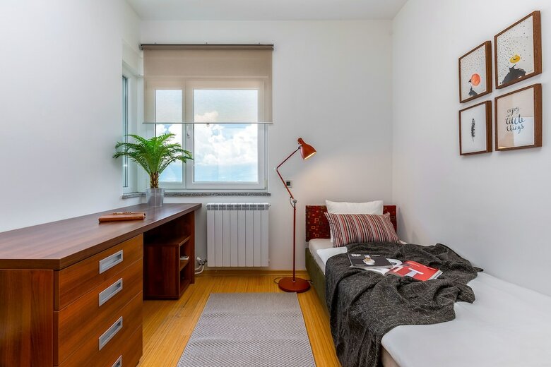 Apartment Bok