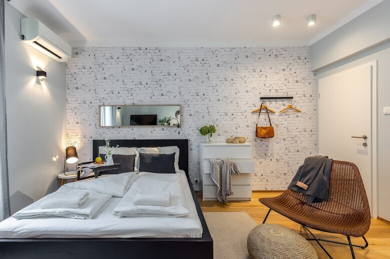 Apartamentos Deluxe Adria Square Studios
