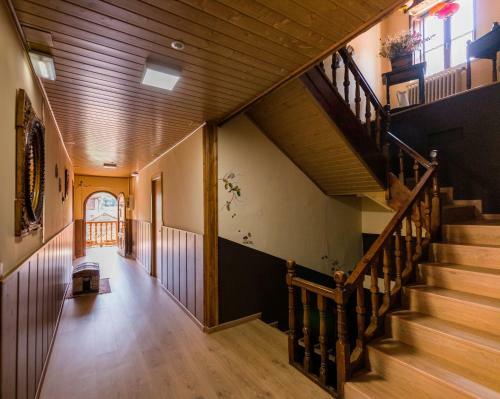Hostal Pe�a Santa