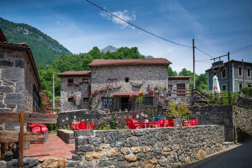 Hostal Pe�a Santa