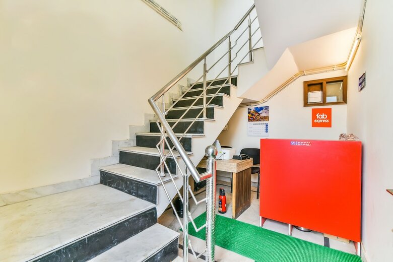 Fabhotel Laxmi Residency