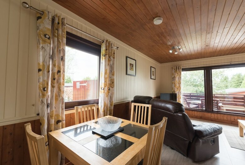 Cabana Conifer Lodge 8 With Hot Tub