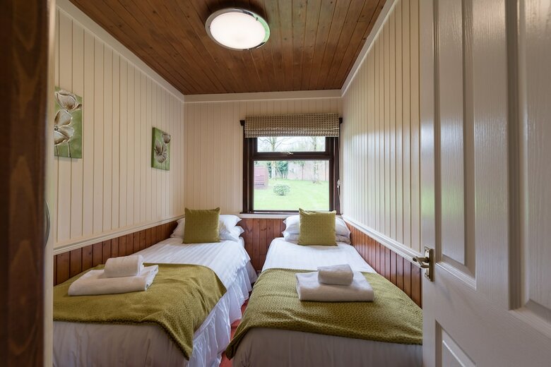 Cabana Conifer Lodge 8 With Hot Tub