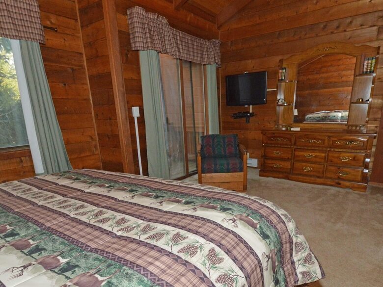 2br+: Powder Monkey 4