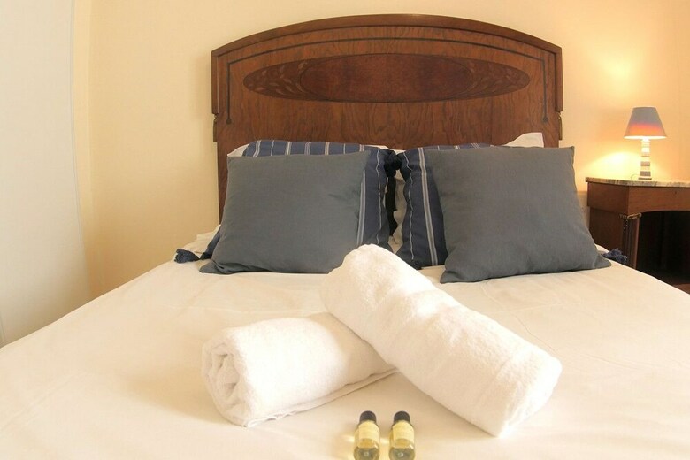 Apartamento Amazing Two Bedroom Flat, 10min From Miramar Beach