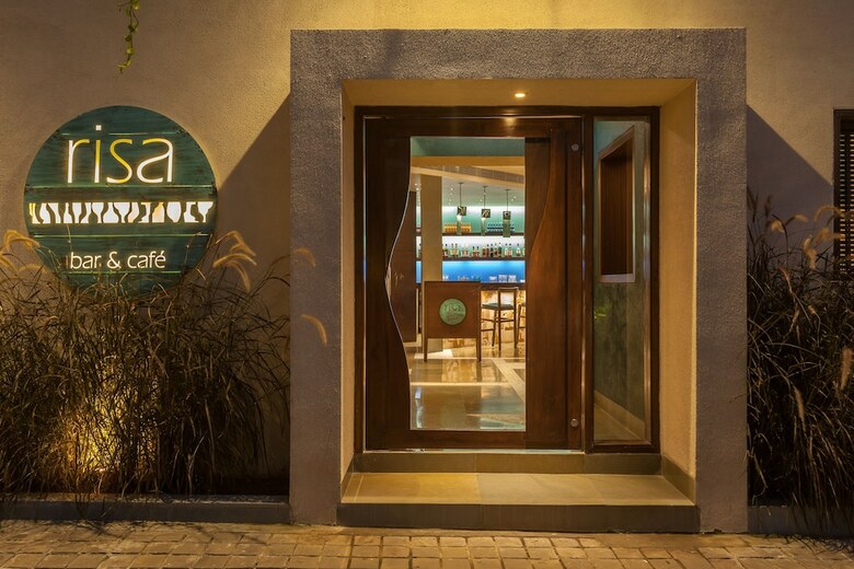 Hotel Hilltone
