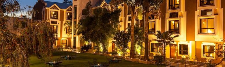 Hotel Hilltone