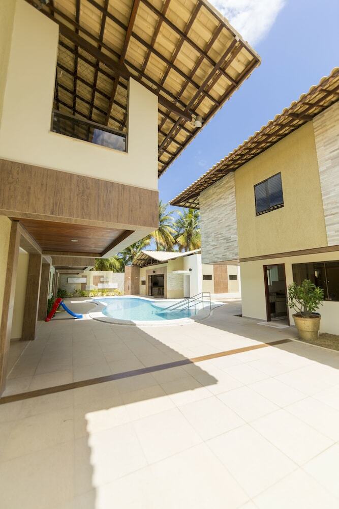 Vila Com 4 Casas Na Praia de Cotovelo