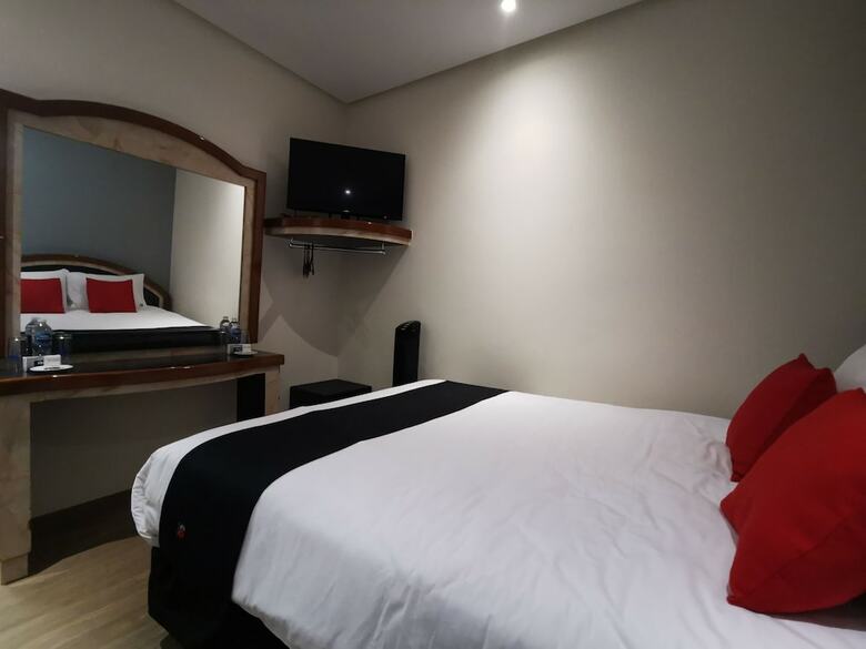 Hotel Capital O Monarca