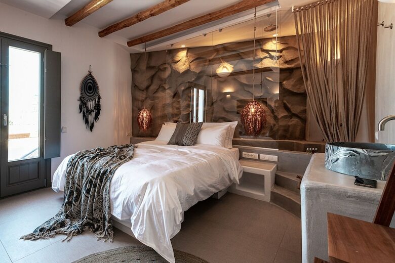 Bohemian Luxury Boutique Hotel - Adults Only