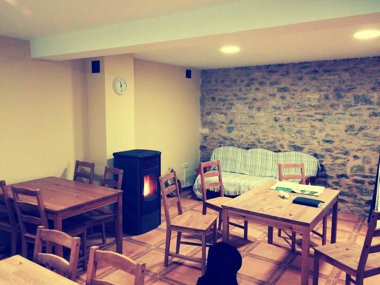 Albergue De Yebra