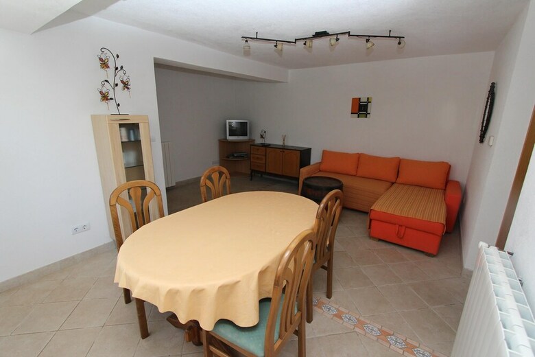 Apartments Rozi