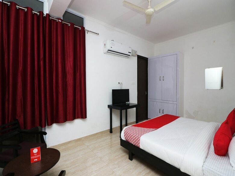 Hotel Oyo 24673 The Shivaay Aiims