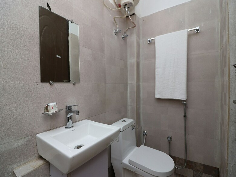 Hotel Oyo 24673 The Shivaay Aiims