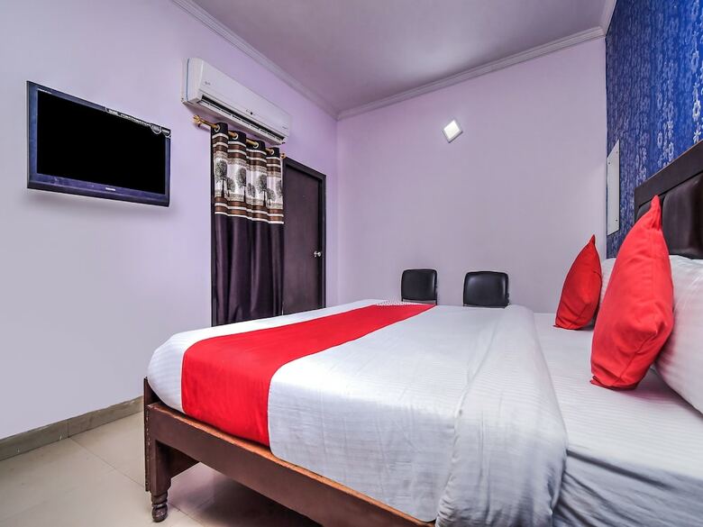 Hotel Oyo 18677 Airport Princess