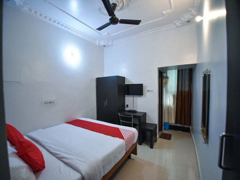 Hotel Oyo Home 3688 Apartment Palace