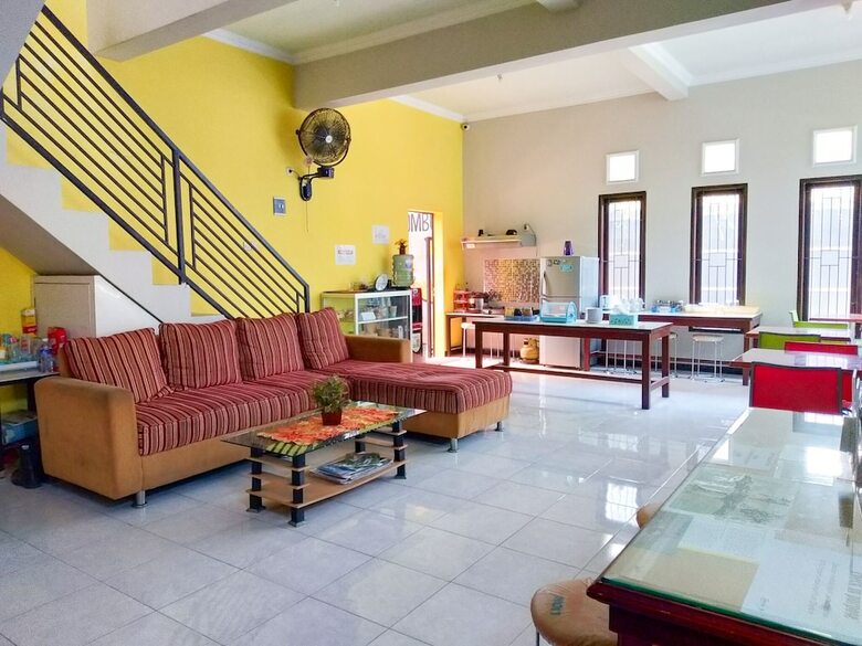 Hotel Colorbox House