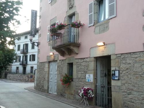 Tresanea Aparthotel