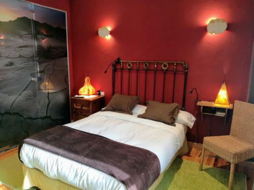 Logis Hostal Rural Txapi Txuri