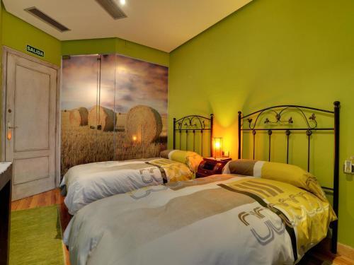 Logis Hostal Rural Txapi Txuri
