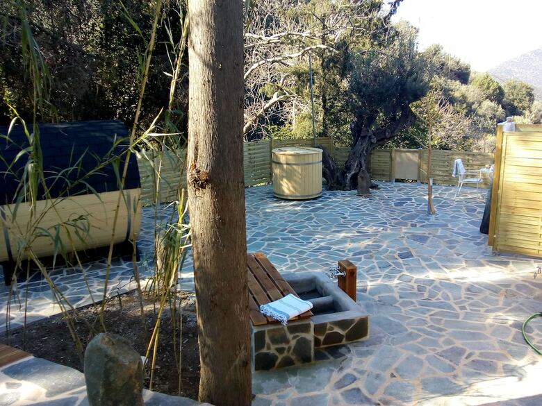 Apartamentos Studios Kyparissi
