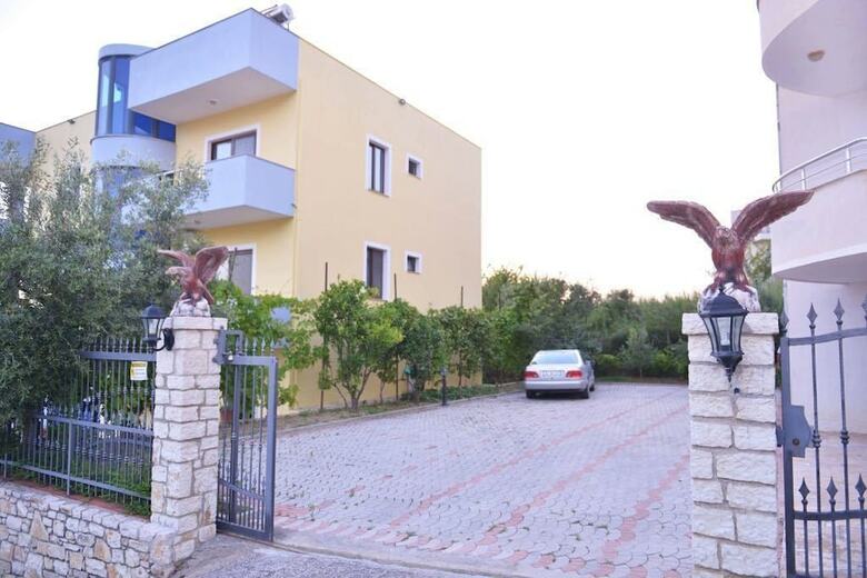 Aparthotel Adriatik Hills Apartments Complex