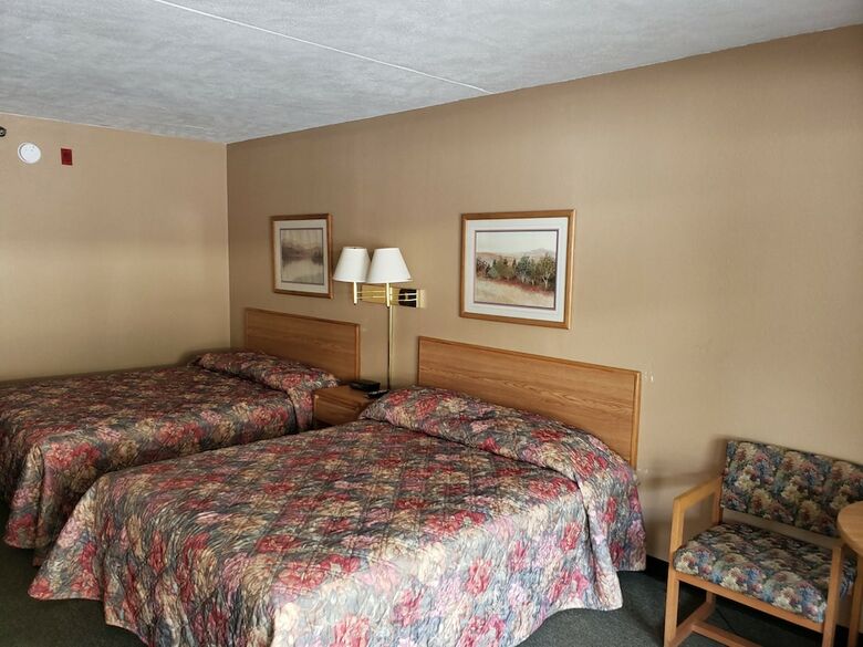 Hotel Four Seasons Inn