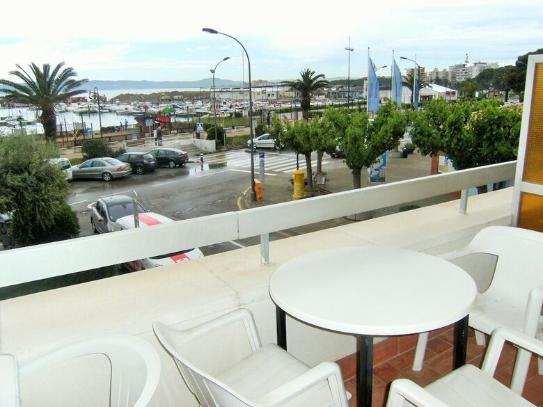 Apartamentos  Marina