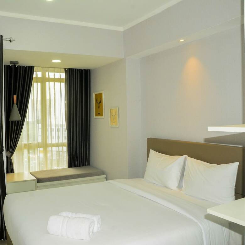 Mahogany Suites Studio Room The Oasis Apartment Cikarang