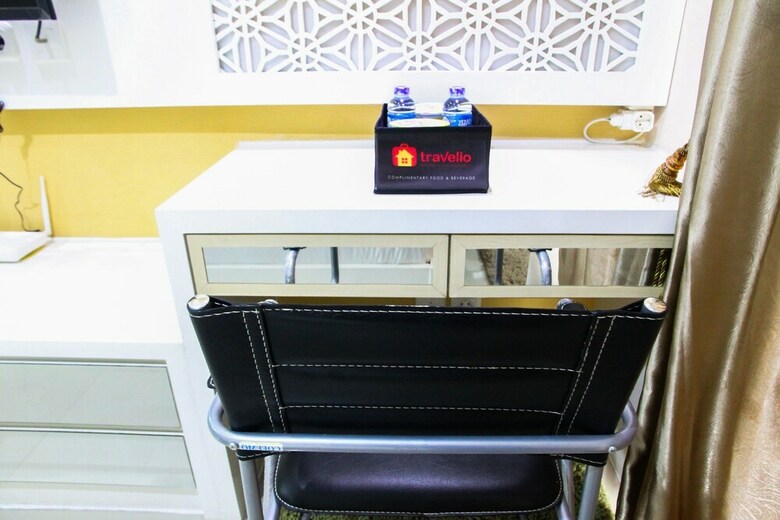 Enjoy Studio Room The Oasis Apartment At Lippo Cikarang