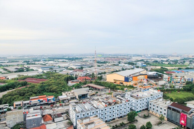 Enjoy Studio Room The Oasis Apartment At Lippo Cikarang
