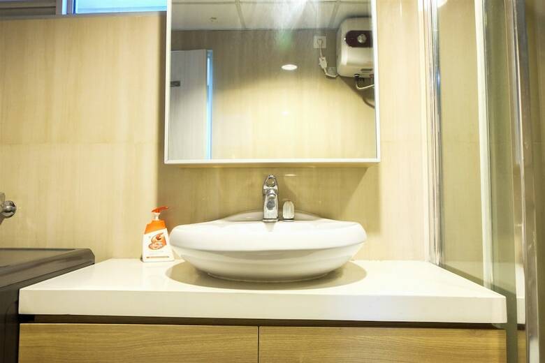 Amazing 2br With City View The Wave Apartment