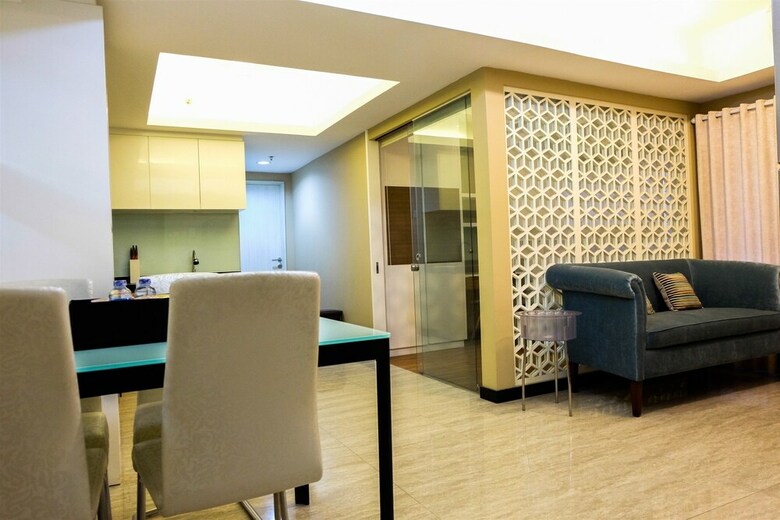 Amazing 2br With City View The Wave Apartment
