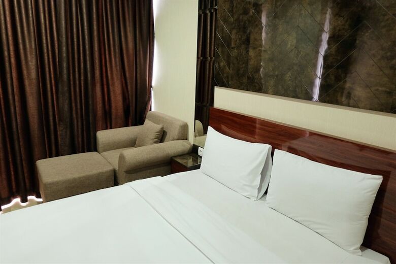 Modern Chic Studio Menteng Park Apartment