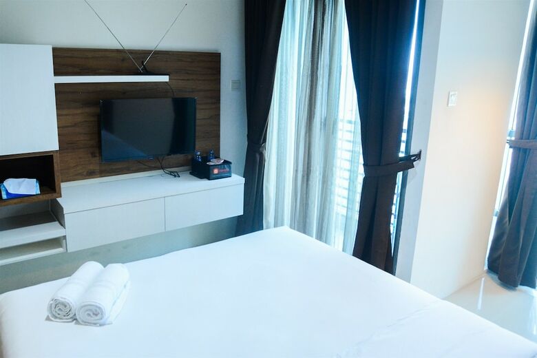Simply Homey Studio Room At Gp Plaza Apartment