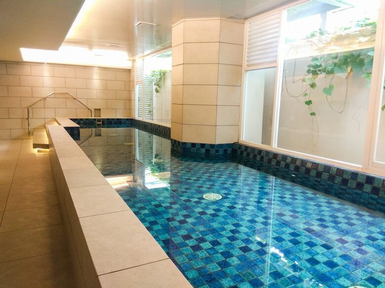 1br Japanese Style Apartment At Mustika Golf Residence