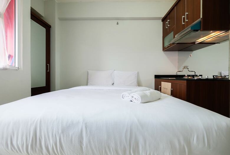 Studio City View Green Pramuka City Apartment